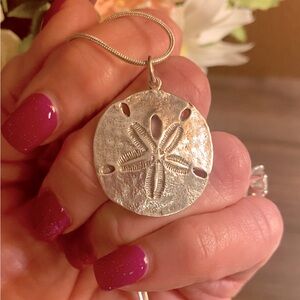 Sterling Sand Dollar Necklace 🌻